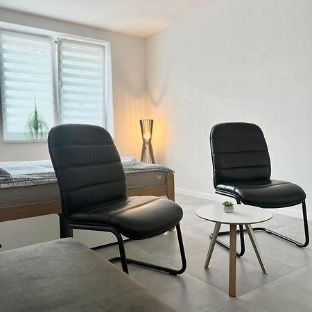 2 Moderne Apartmany 19 A 95 V Sukromi V Centre Mesta Turčianske Teplice 外观 照片